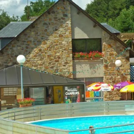 캠프장 Mobil Avec Terrasse - 2 Chambres, Jusqu'a 5 Pers. - Api-1-52-623 *