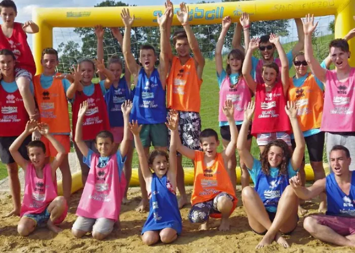 Mobil Avec Terrasse - 2 Chambres, Jusqu'a 5 Pers. - Api-1-52-623 Campsite