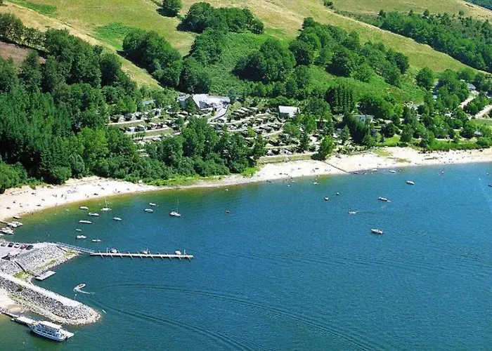 Campsite Mobil Avec Terrasse - 2 Chambres, Jusqu'a 5 Pers. - Api-1-52-623 *